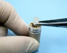  DRE-PTR铂环组件中铂环的抛光。